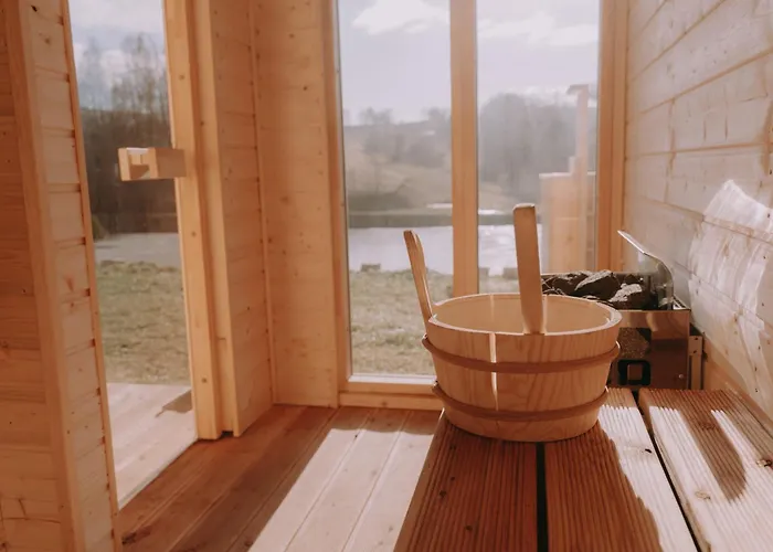 Nad Stawami Z Jacuzzi I Sauna 1 Holiday home Woliborz